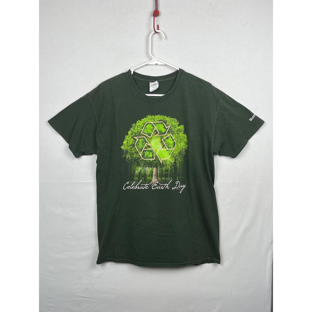 Gildan Celebrate Earth Day Graphic T-Shirt Mens Large Recycle Tree Green